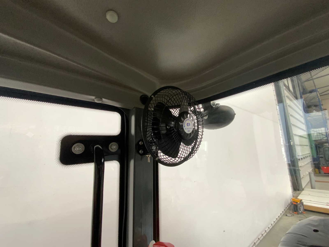 Wiellader EVERUN - 2025 - ER08 - WHEEL LOADER WITH QUICK COUPLER