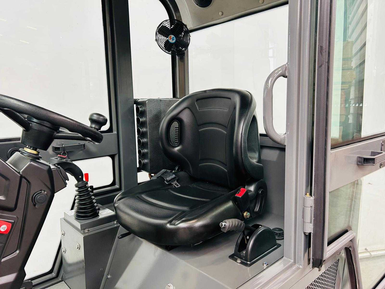 Wiellader EVERUN - 2025 - ER1000 - TELESCOPIC ARTICULATED WHEEL LOADER KUBOTA EURO5