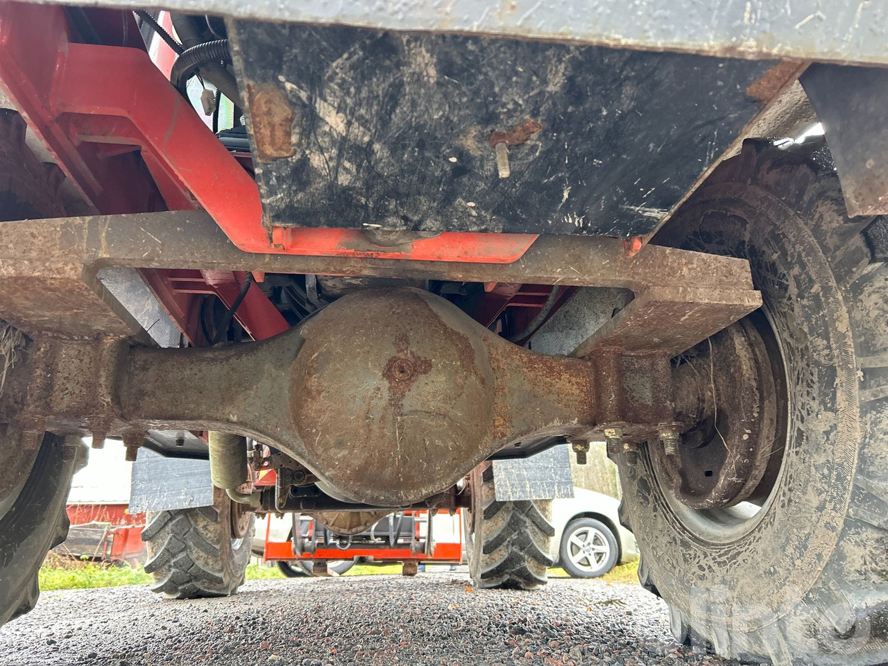 Wiellader Everun ER12 med gafflar och planeringskopa