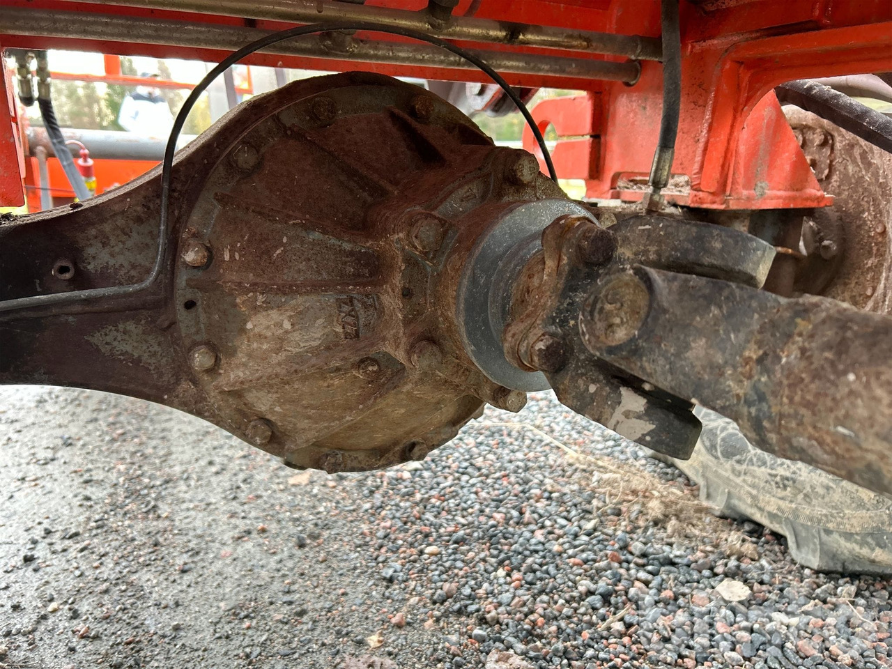 Wiellader Everun ER12 med gafflar och planeringskopa