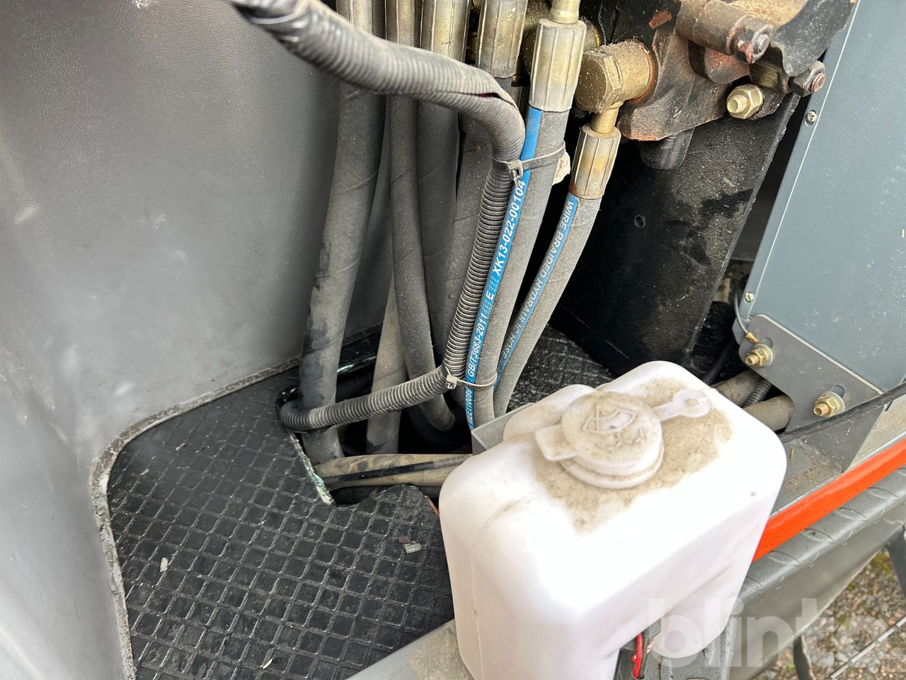 Wiellader Everun ER12 med gafflar och planeringskopa