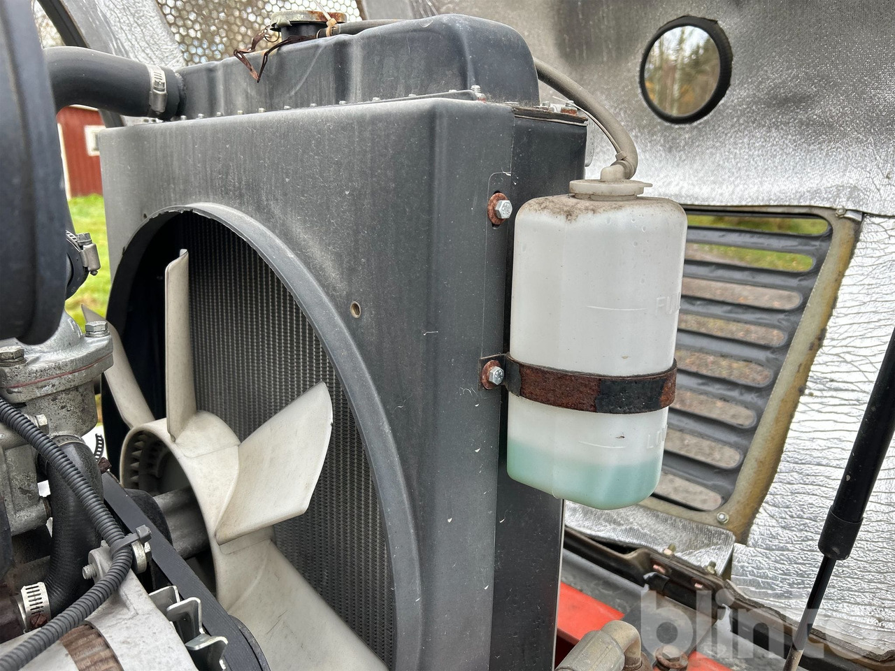 Wiellader Everun ER12 med gafflar och planeringskopa