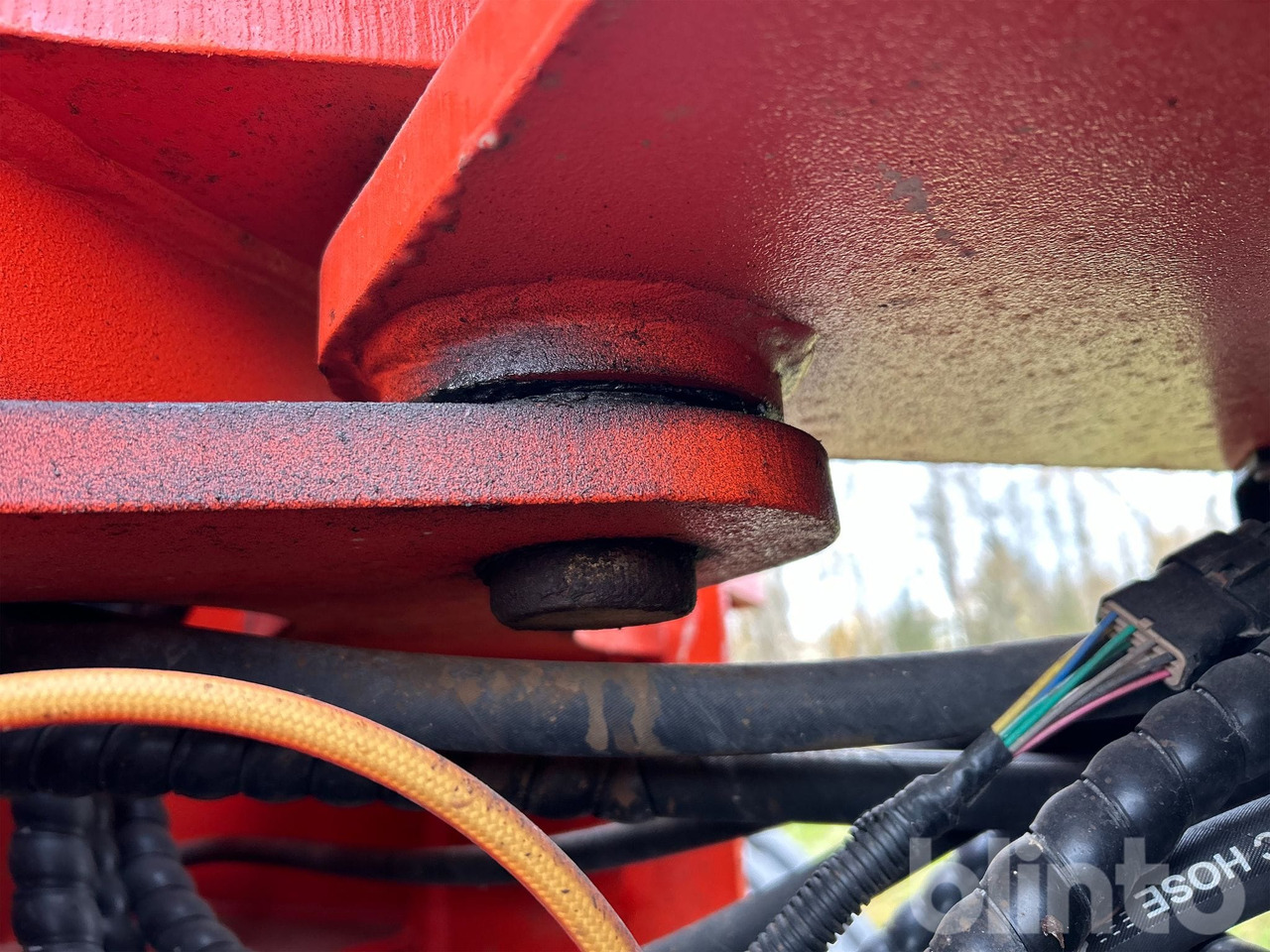 Wiellader Everun ER12 med gafflar och planeringskopa