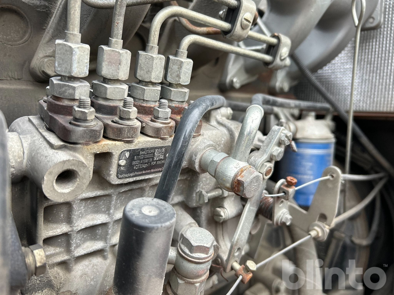 Wiellader Everun ER12 med gafflar och planeringskopa