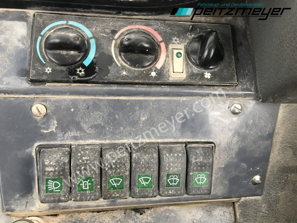 Wiellader FURUKAWA RADLADER 325 Klima