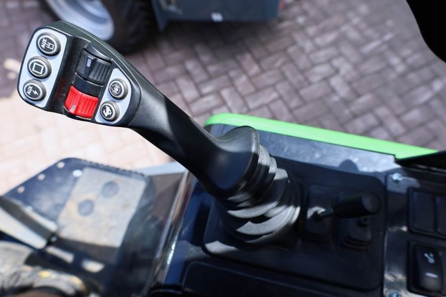 Wiellader GiANT G2700E 100% Electric - Zero Emissions, Lithium-Iro
