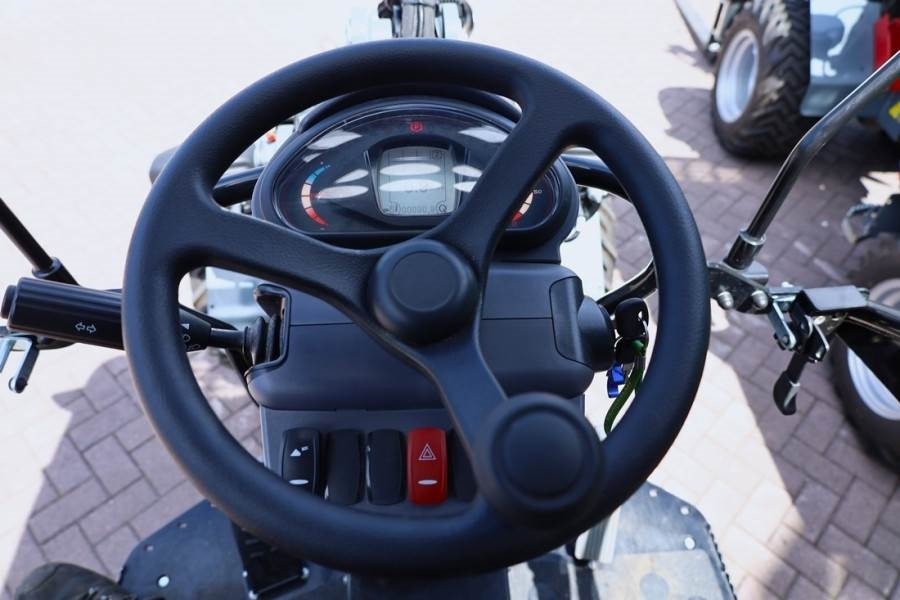Wiellader GiANT G2700E 100% Electric - Zero Emissions, Lithium-Iro