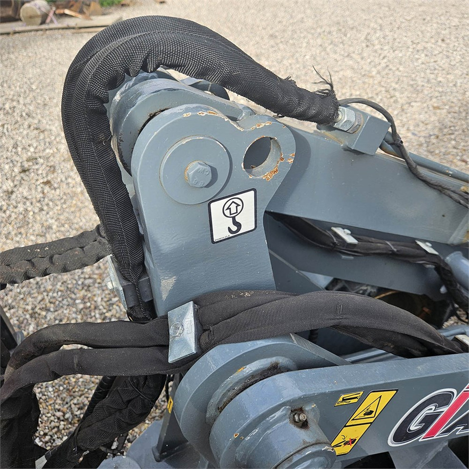 Wiellader Giant V452T X-TRA HD