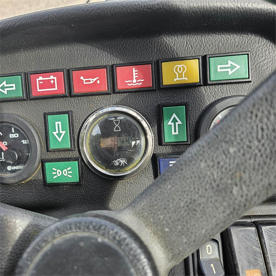 Wiellader Giant V452T X-TRA HD