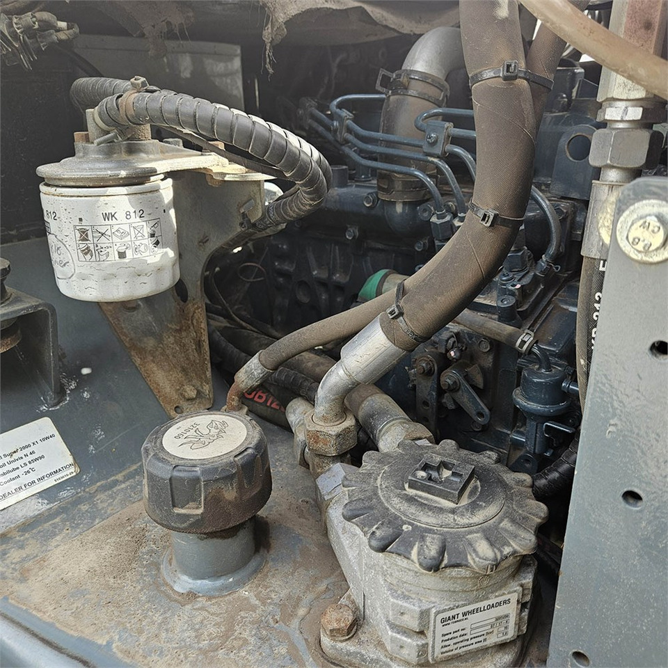 Wiellader Giant V452T X-TRA HD