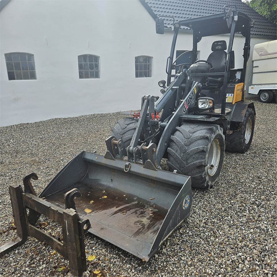 Wiellader Giant V452T X-TRA HD