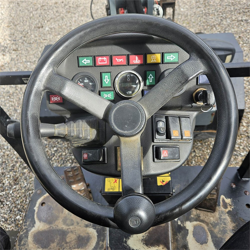 Wiellader Giant V452T X-TRA HD