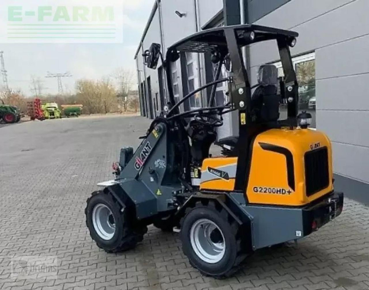 Wiellader Giant g2200 hd+