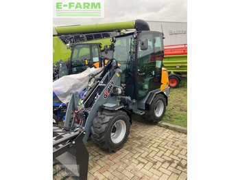 Wiellader Giant g2300 hd