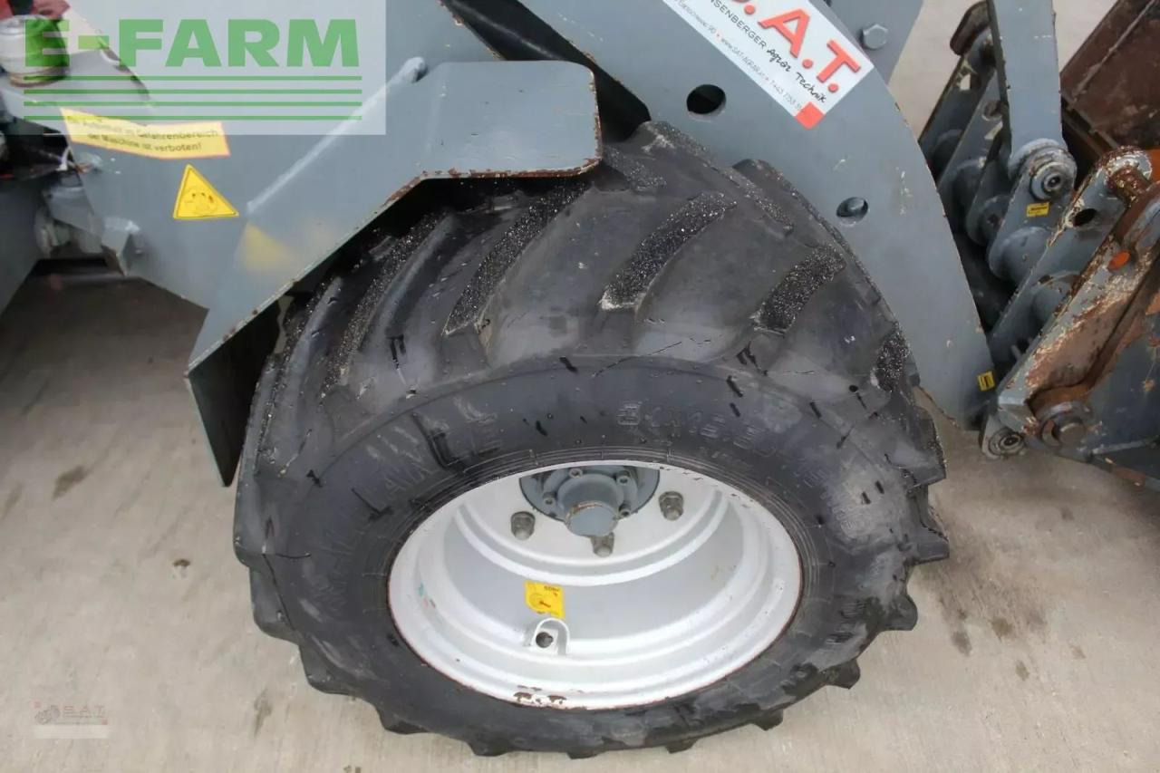 Wiellader Giant hoflader d 335 t