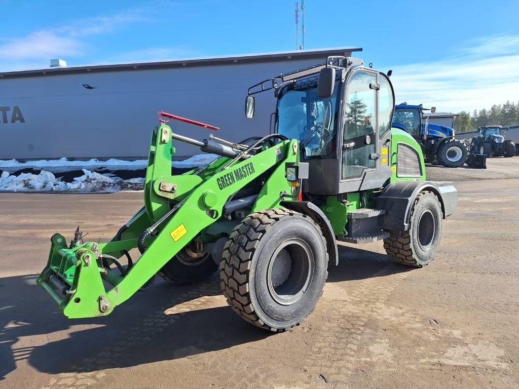 Wiellader Greenmaster 825 PIIKIT, KAUHA JA HIEKOITIN