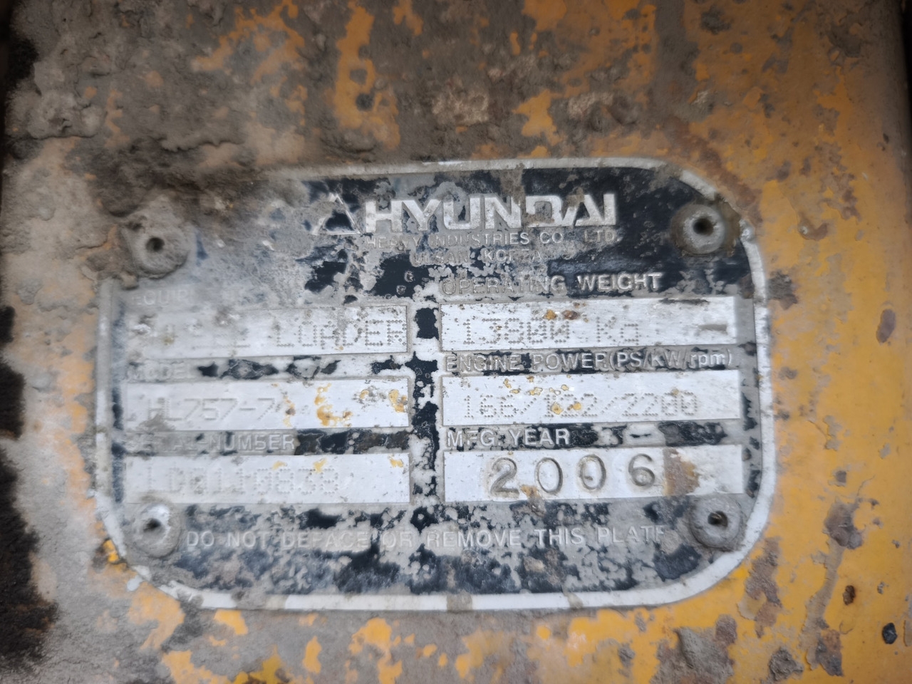 Wiellader HYUNDAI 757-7