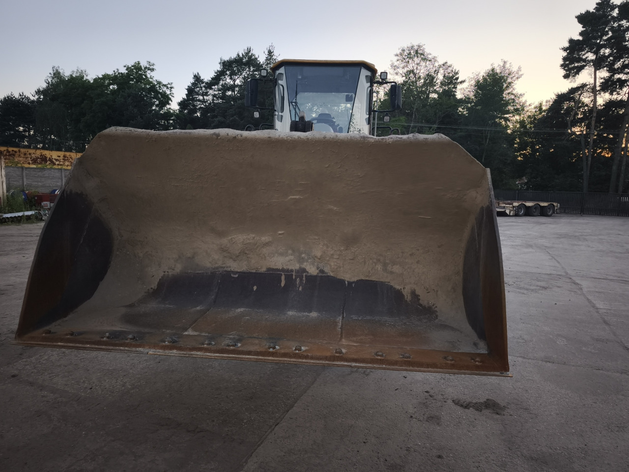 Wiellader HYUNDAI 757-7