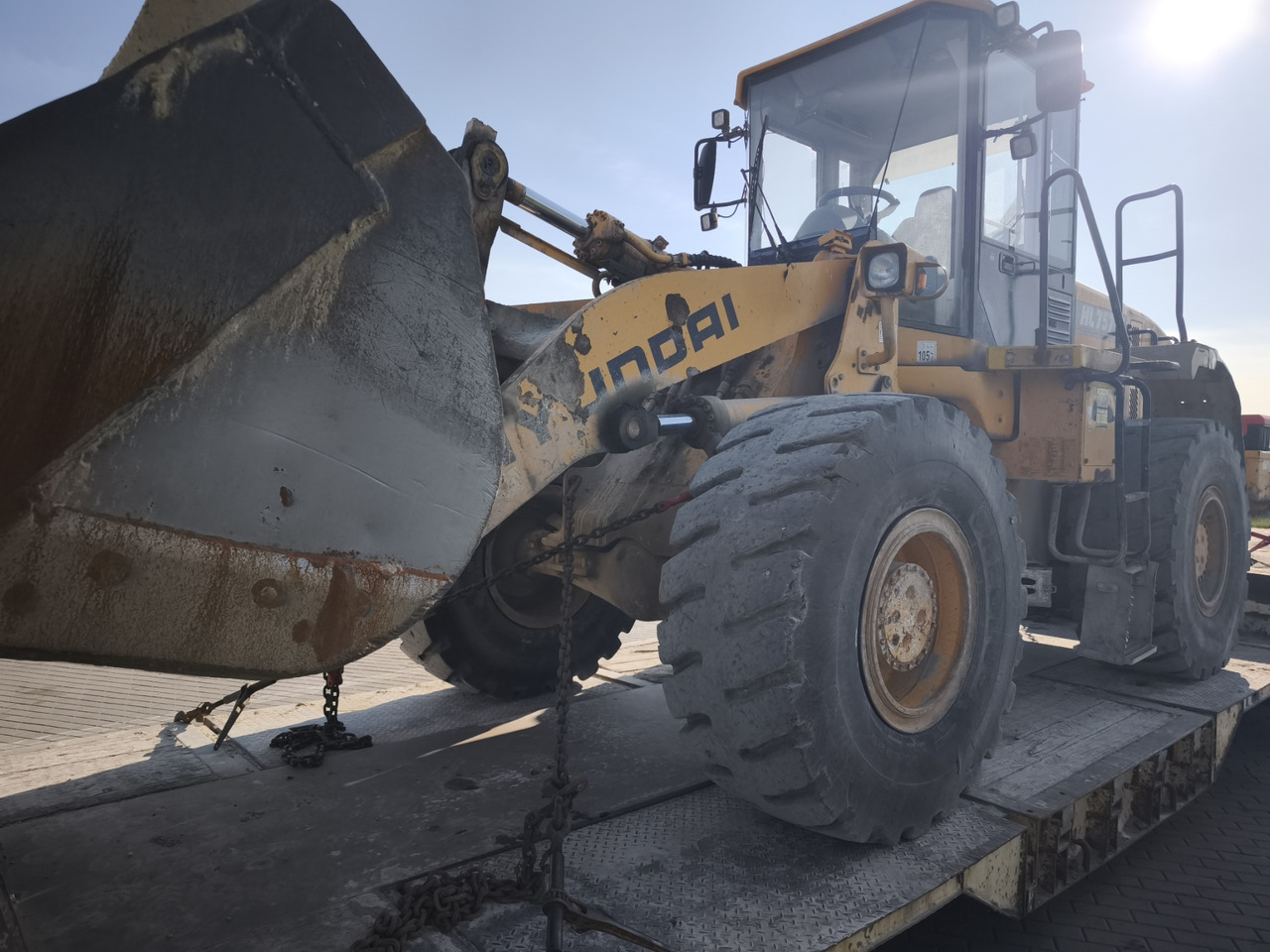 Wiellader HYUNDAI 757-7