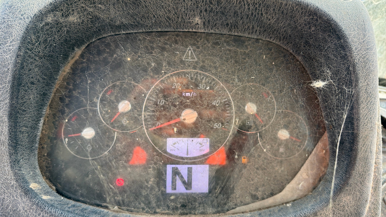 Wiellader HYUNDAI HL73O-9