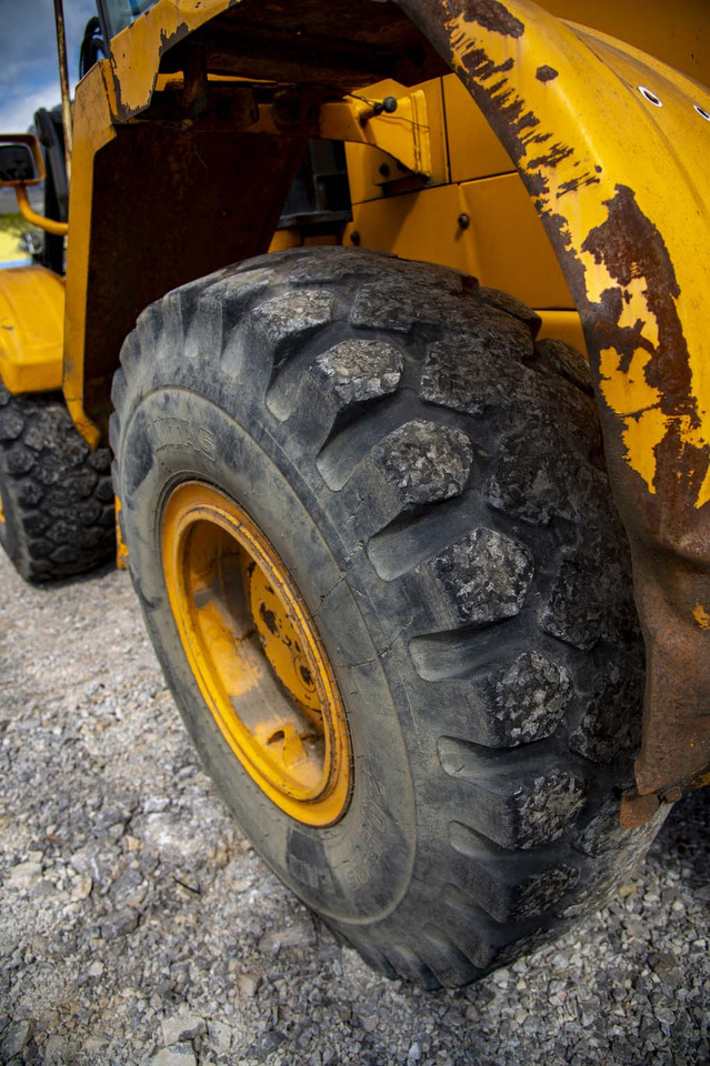 Wiellader HYUNDAI HL740TM-7 for parts