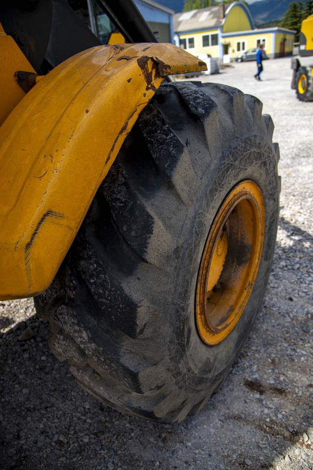 Wiellader HYUNDAI HL740TM-7 for parts