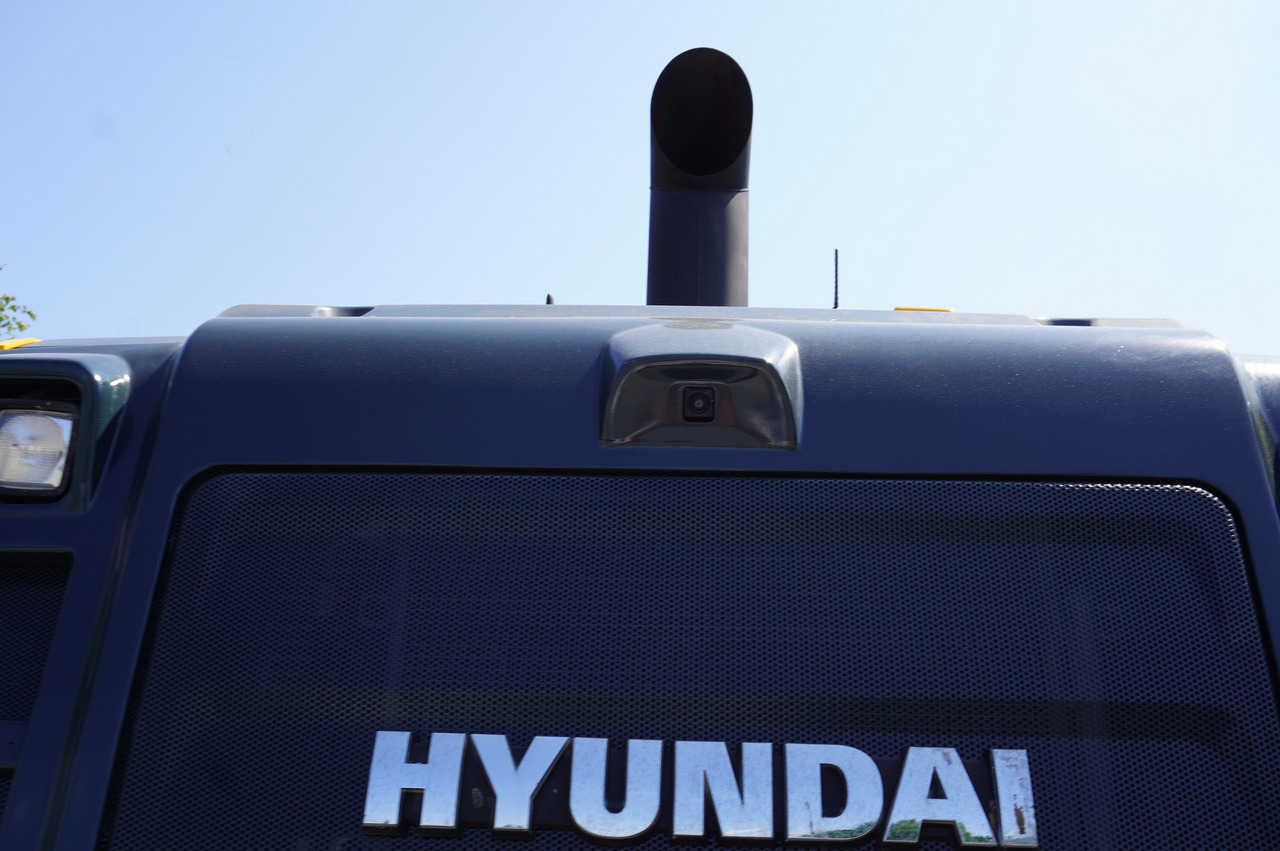Wiellader HYUNDAI HL940A articulated loader / year 2021 / weight 13.5t year of production 2021
