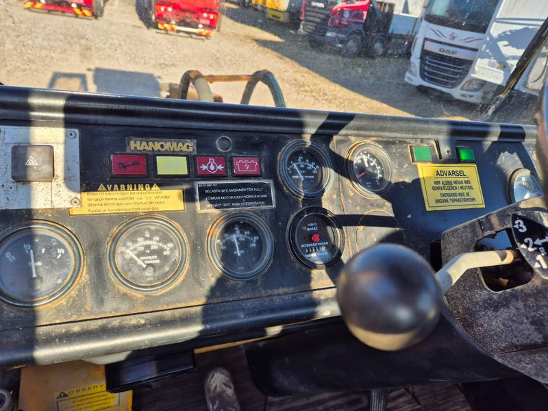 Wiellader Hanomag 33 D //forks / Bucket//