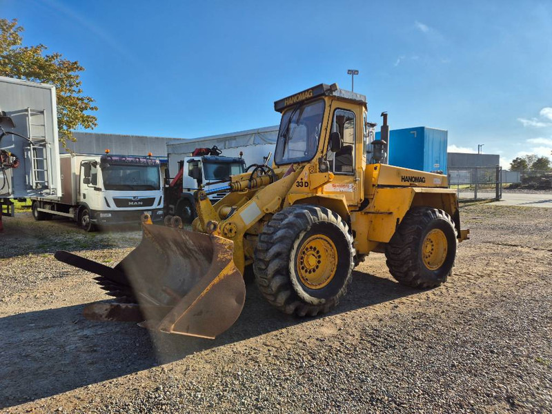 Wiellader Hanomag 33 D //forks / Bucket//