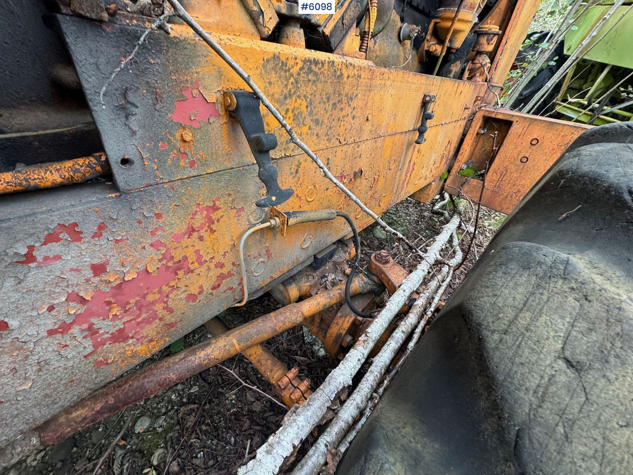 Wiellader Hanomag wheel loader with bucket – repair object