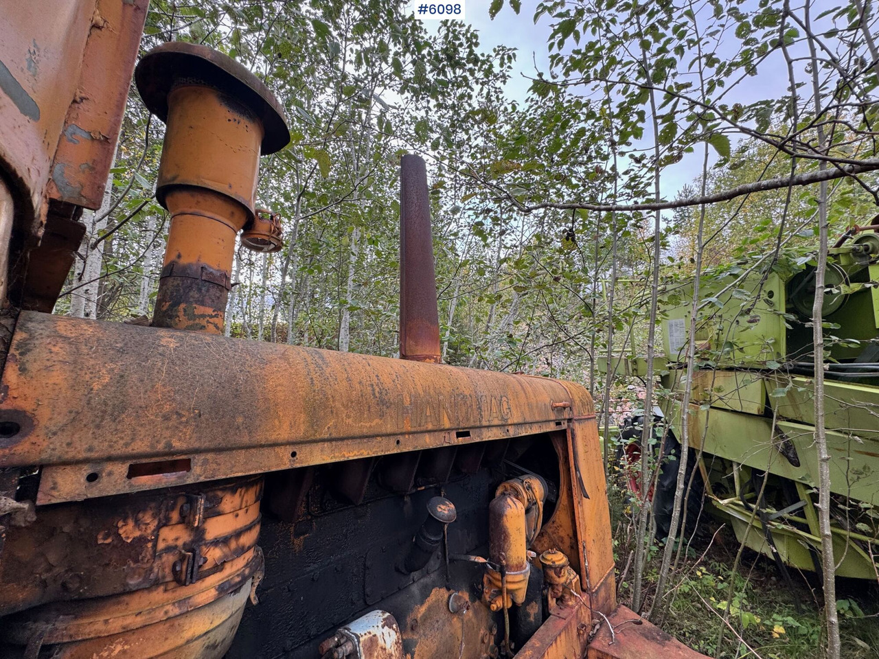 Wiellader Hanomag wheel loader with bucket – repair object