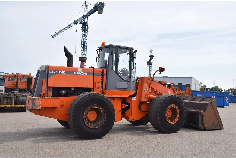Wiellader Hitachi LX 210E- stock id 59
