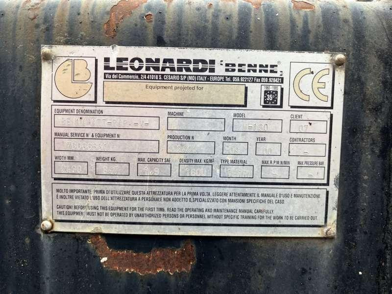 Wiellader Hitachi W130A