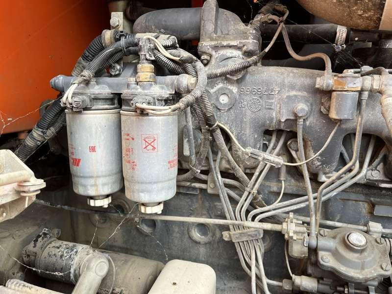 Wiellader Hitachi W130A