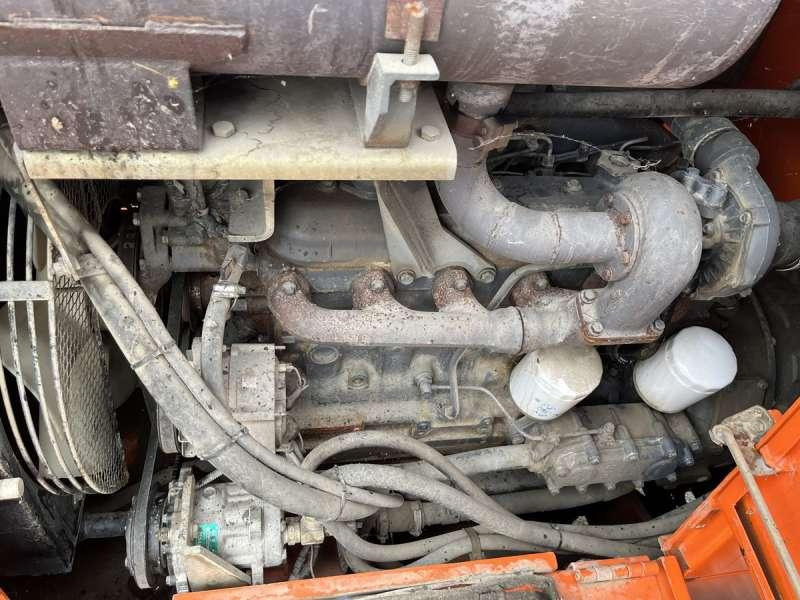 Wiellader Hitachi W130A