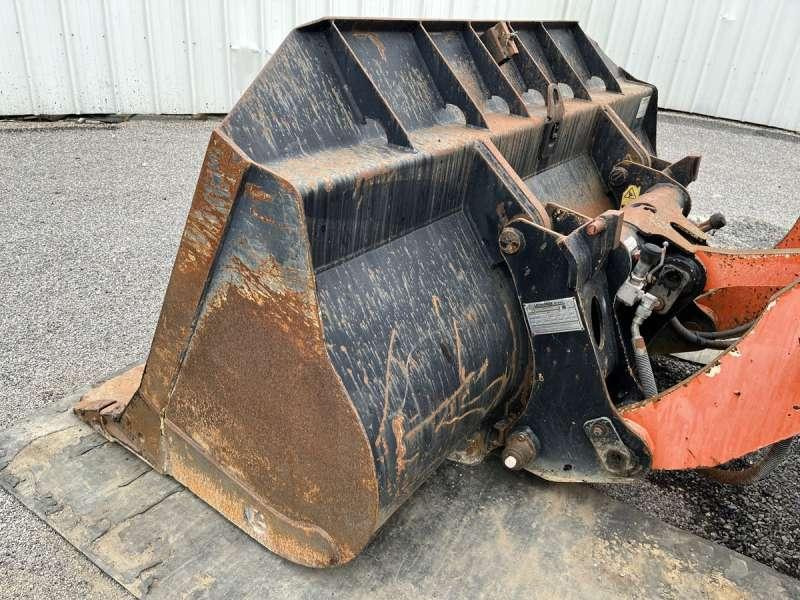 Wiellader Hitachi W130A