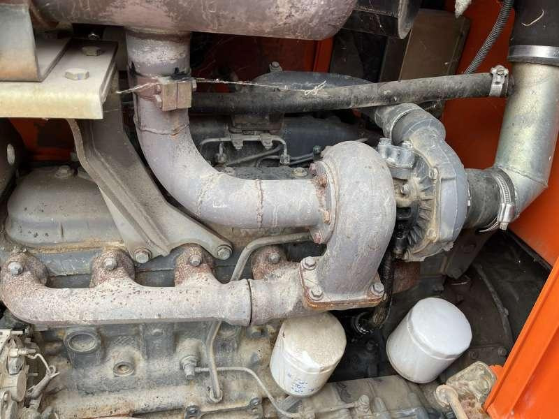 Wiellader Hitachi W130A