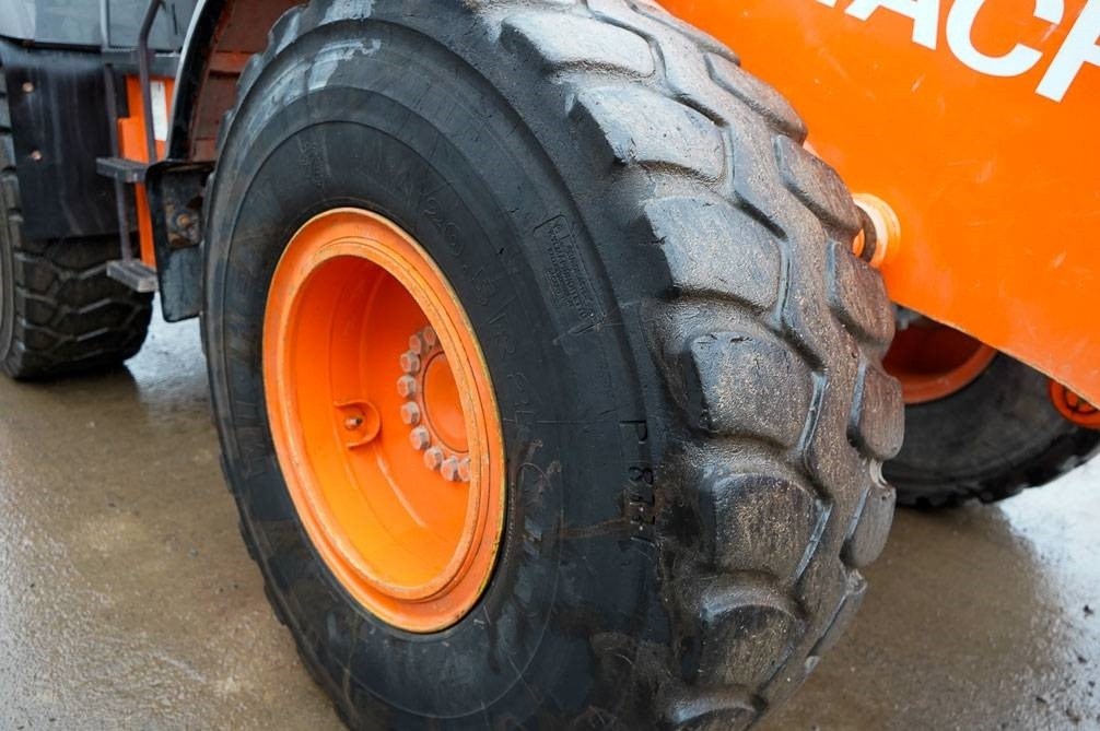 Wiellader Hitachi ZW150 PITKÄT AISAT, VAAKA