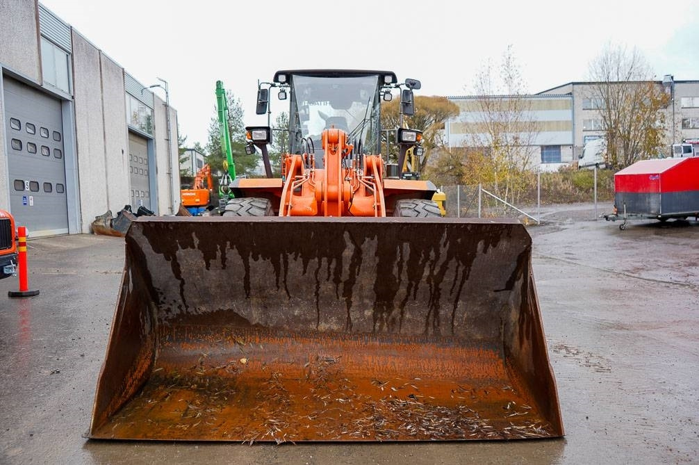 Wiellader Hitachi ZW150 PITKÄT AISAT, VAAKA