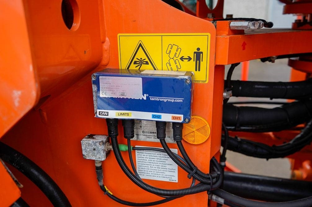 Wiellader Hitachi ZW150 PITKÄT AISAT, VAAKA