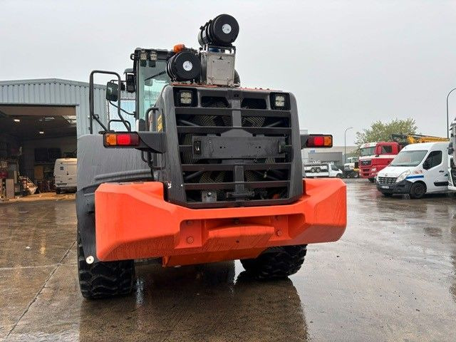 Wiellader Hitachi ZW220-6. Hochkippschaufel. Wage.