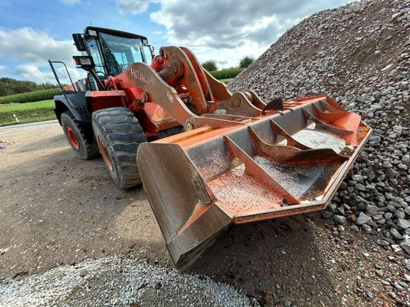 Wiellader Hitachi ZW310