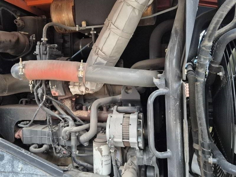 Wiellader Hitachi ZW 180-5