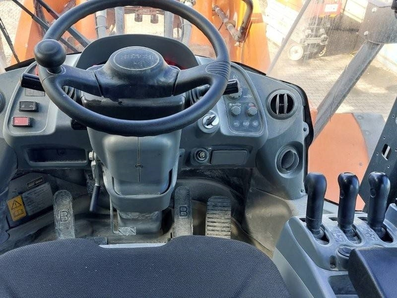 Wiellader Hitachi ZW 370-6