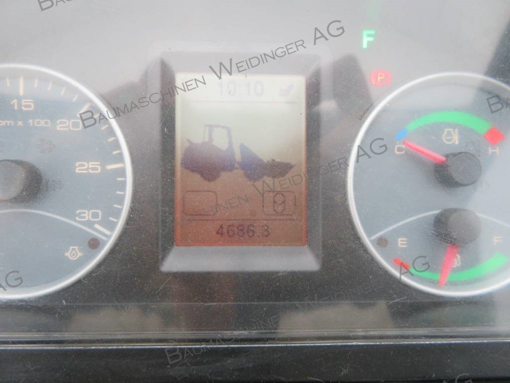 Wiellader Hitachi ZW 95