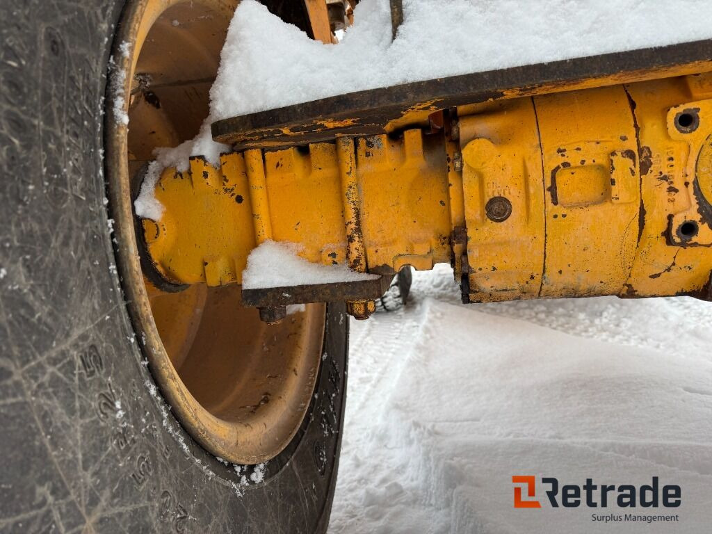 Wiellader Hjullastare Hyundai HL730 TM-7 med planerskopa