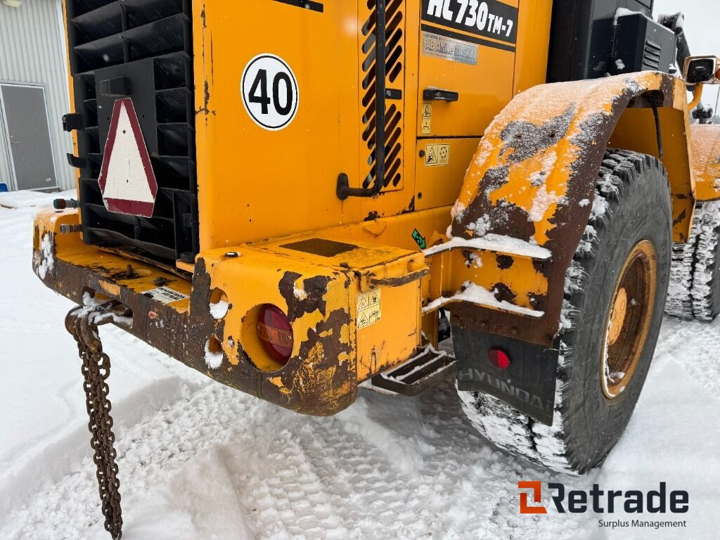Wiellader Hjullastare Hyundai HL730 TM-7 med planerskopa