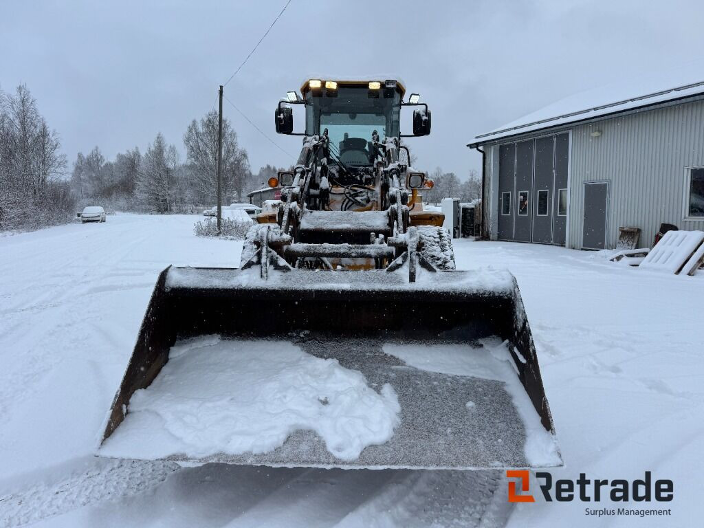 Wiellader Hjullastare Hyundai HL730 TM-7 med planerskopa