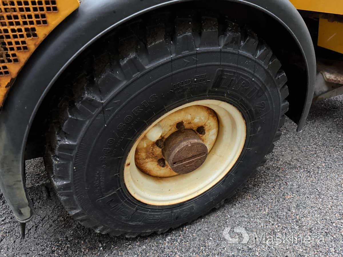 Wiellader Hjullastare Lundberg 4200 Ls med vikplog