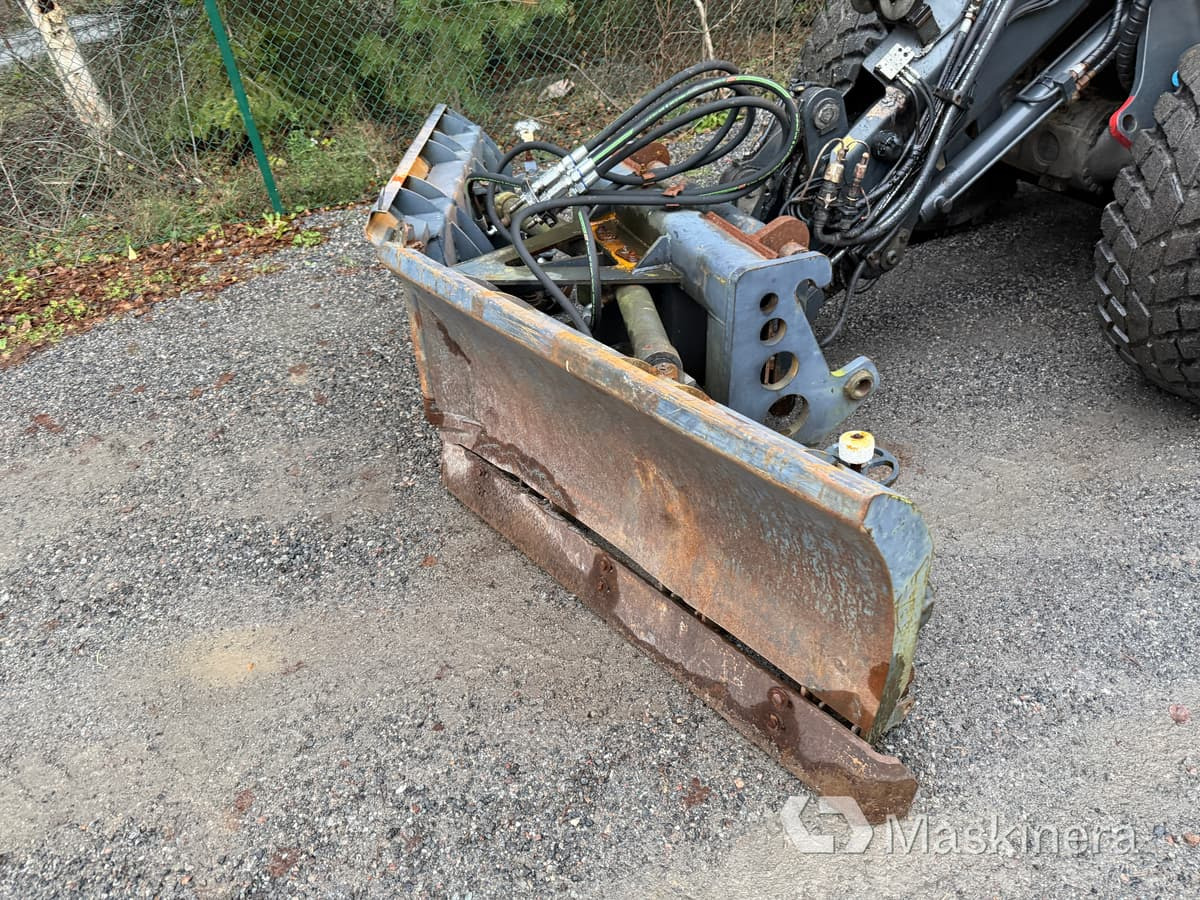 Wiellader Hjullastare Lundberg 4200 Ls med vikplog
